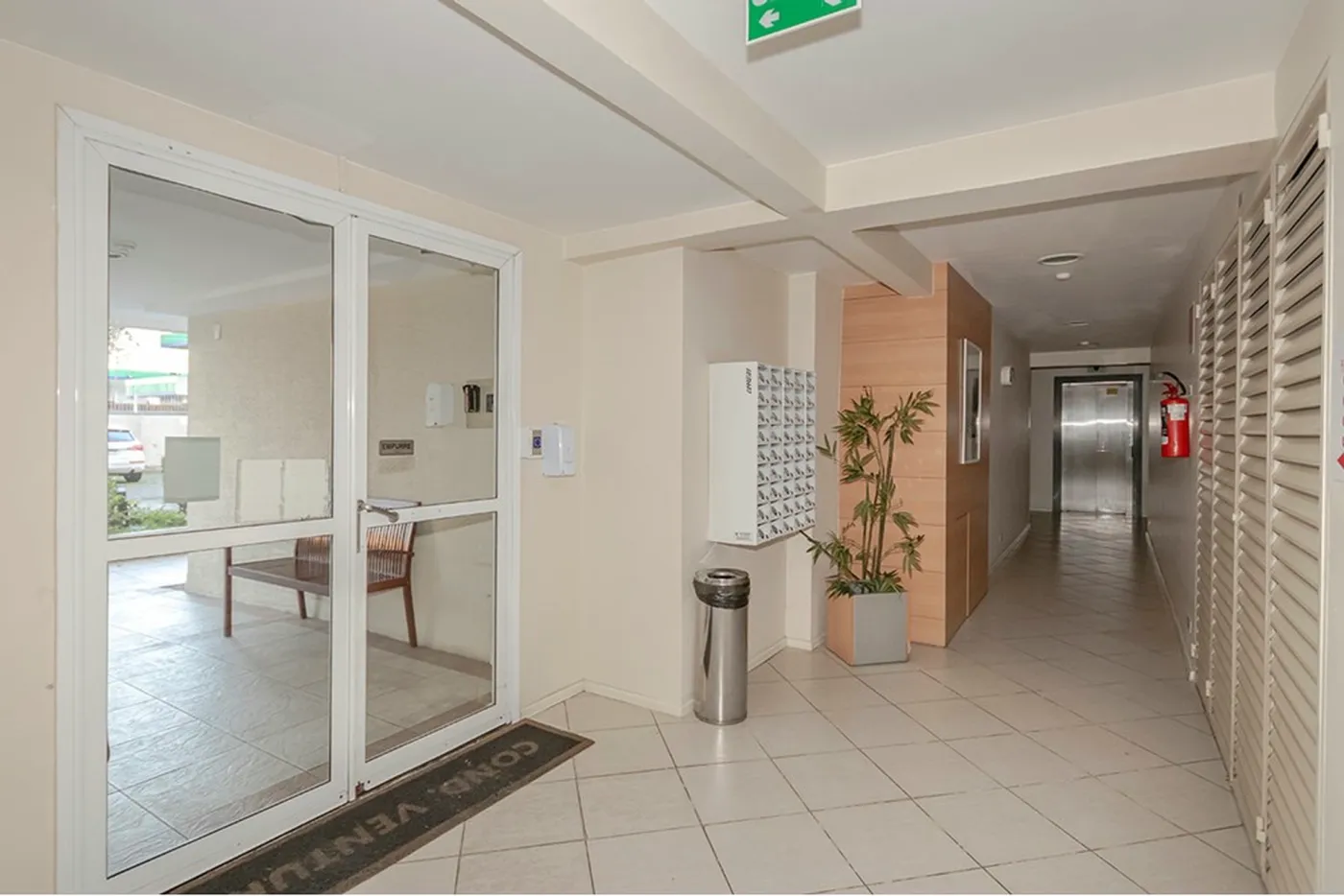 SEFRS 720 Apto 612521044-62 - REMAX Place Exclusividades SEFRS 720 Apto 612521044-62 - REMAX Place Exclusividades