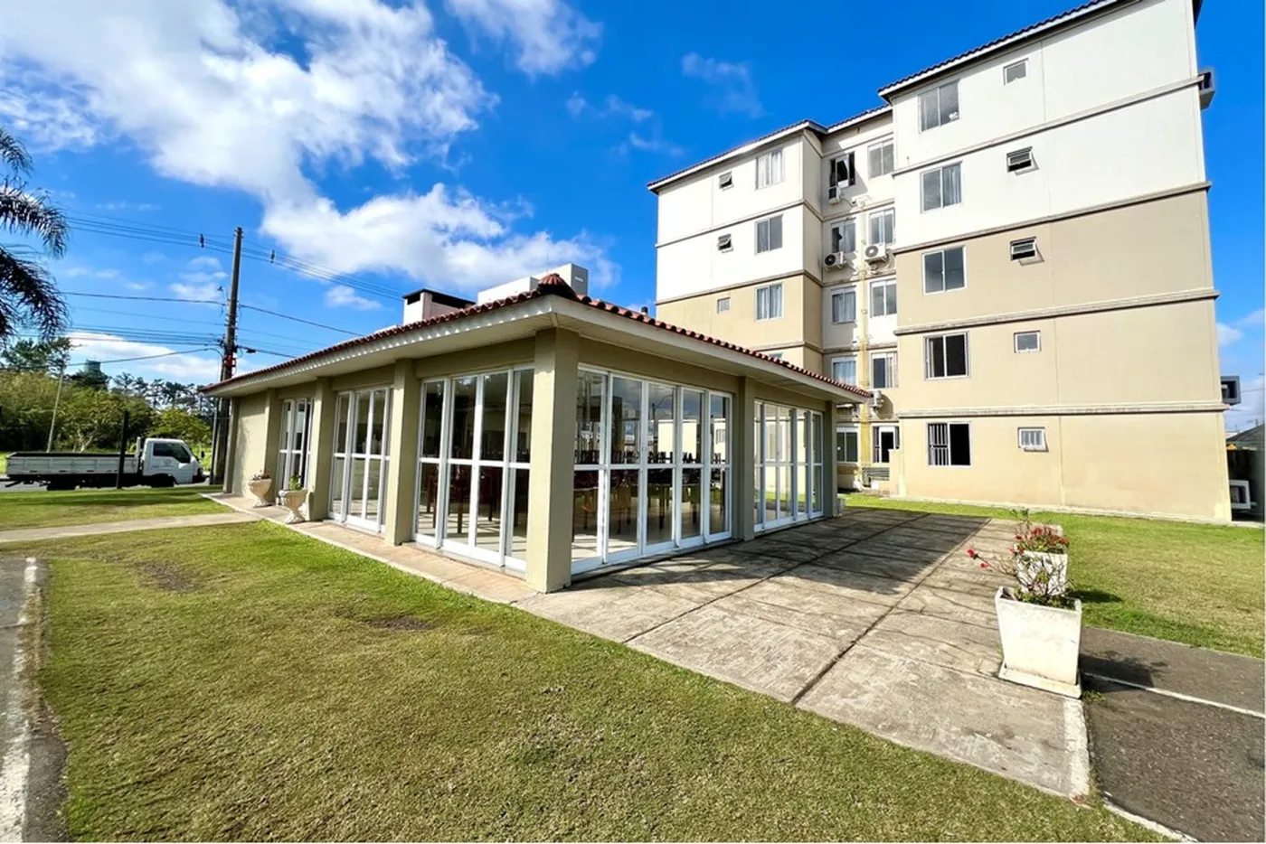 FDJB 1852 Apto 610241030-42 - REMAX 520 Exclusividades FDJB 1852 Apto 610241030-42 - REMAX 520 Exclusividades