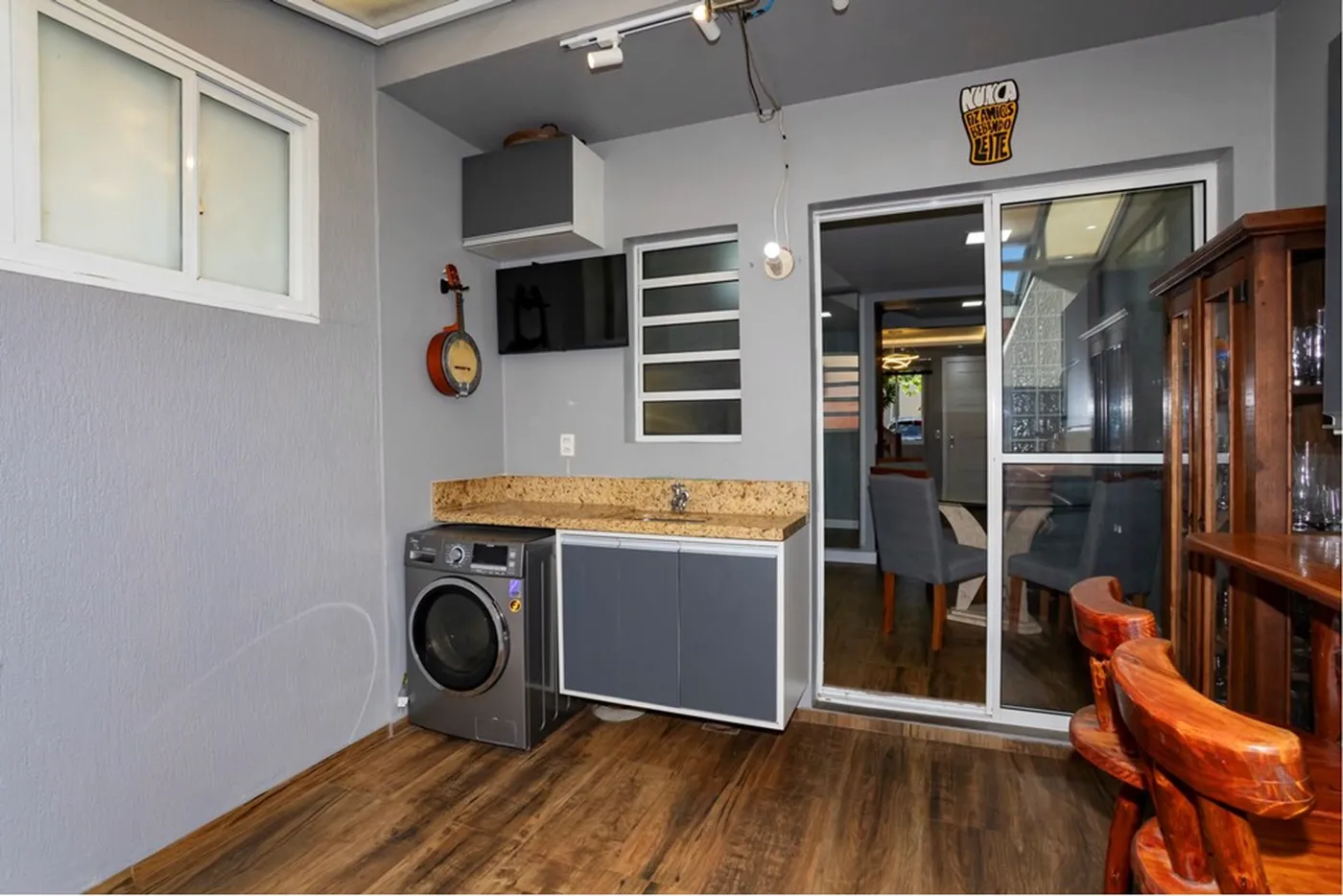 HJAF 801 Casa 612481068-189 - REMAX Andar de Cima Exclusividades