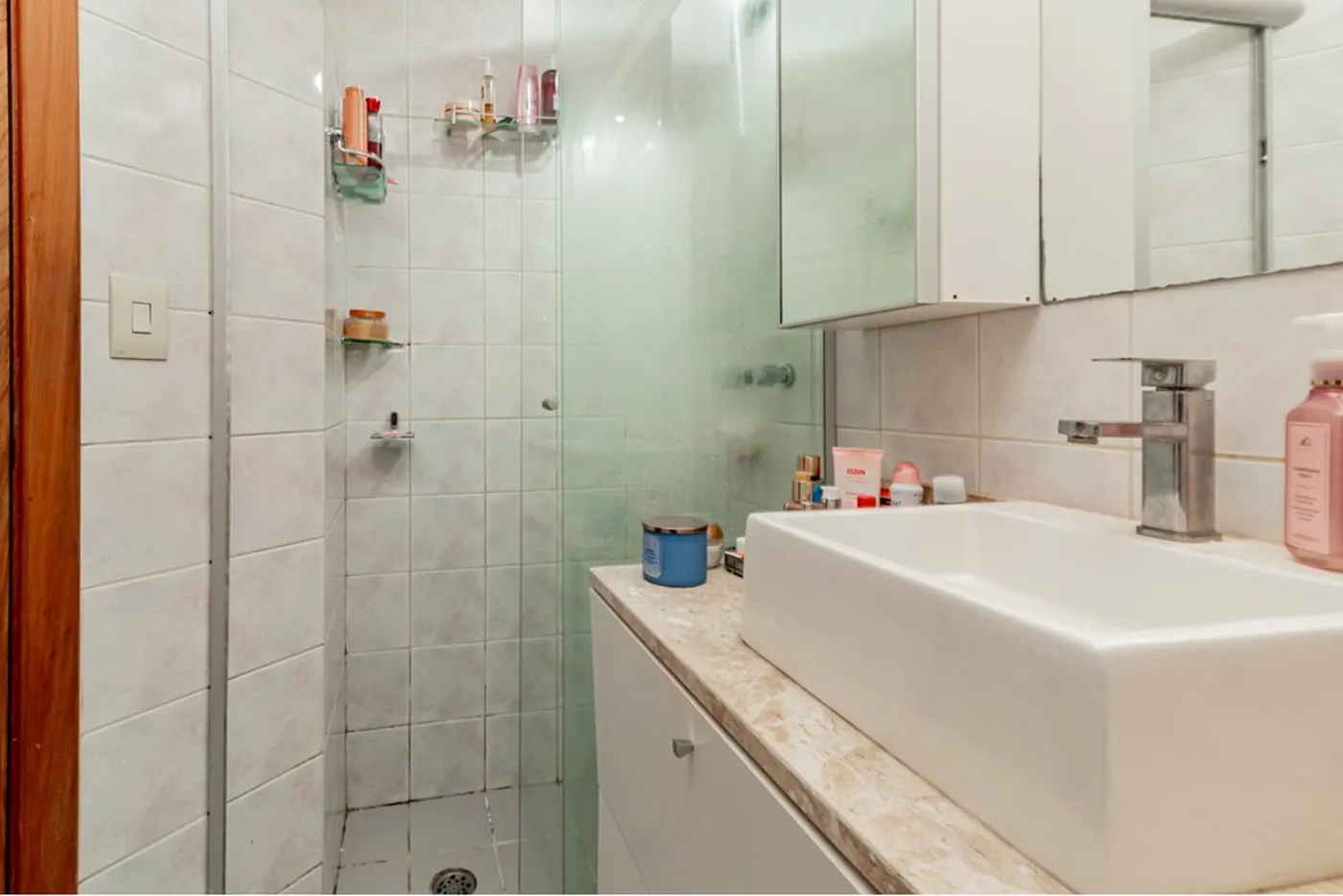 MDDDJ 942 Apto 610221010-15 - REMAX Donno Exclusividades