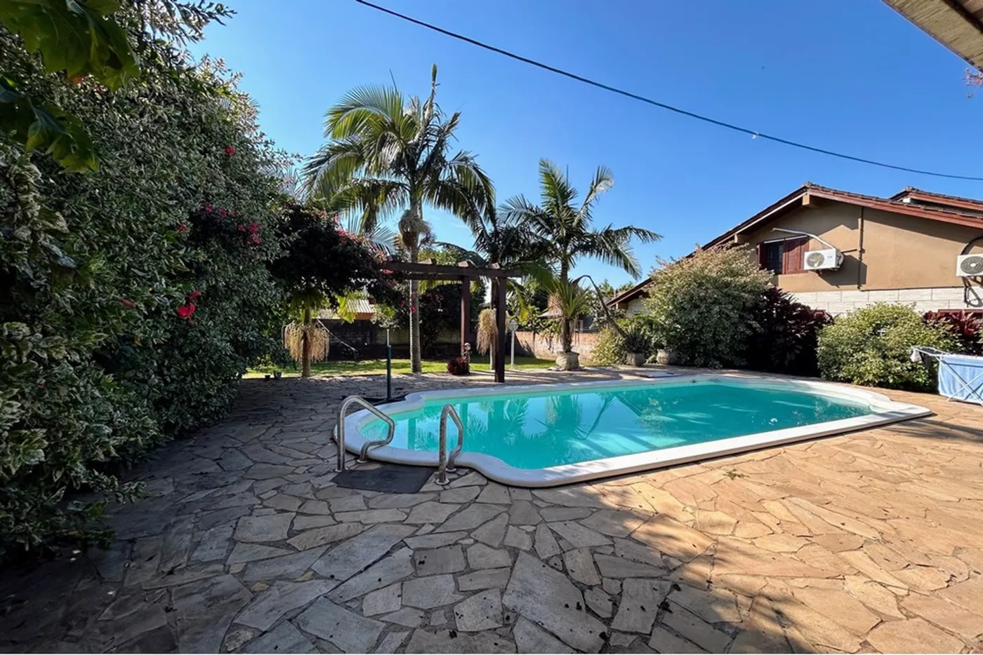 CES 70 Casa 612481060-13 - REMAX Andar de Cima Exclusividades