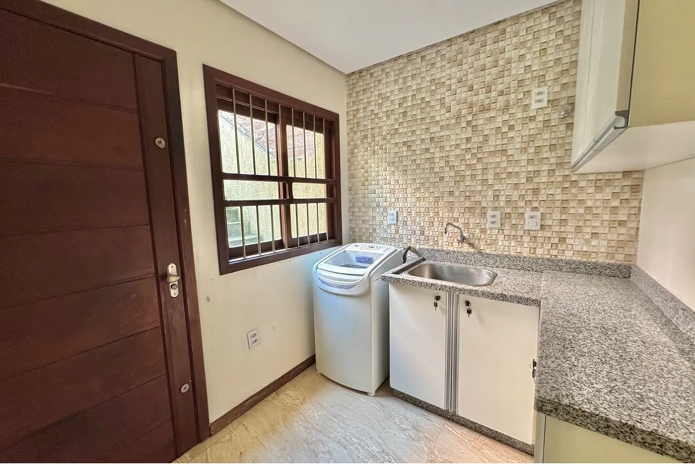 SDJDBC 711 610441004-5 - REMAX Diamond Orla Exclusividades