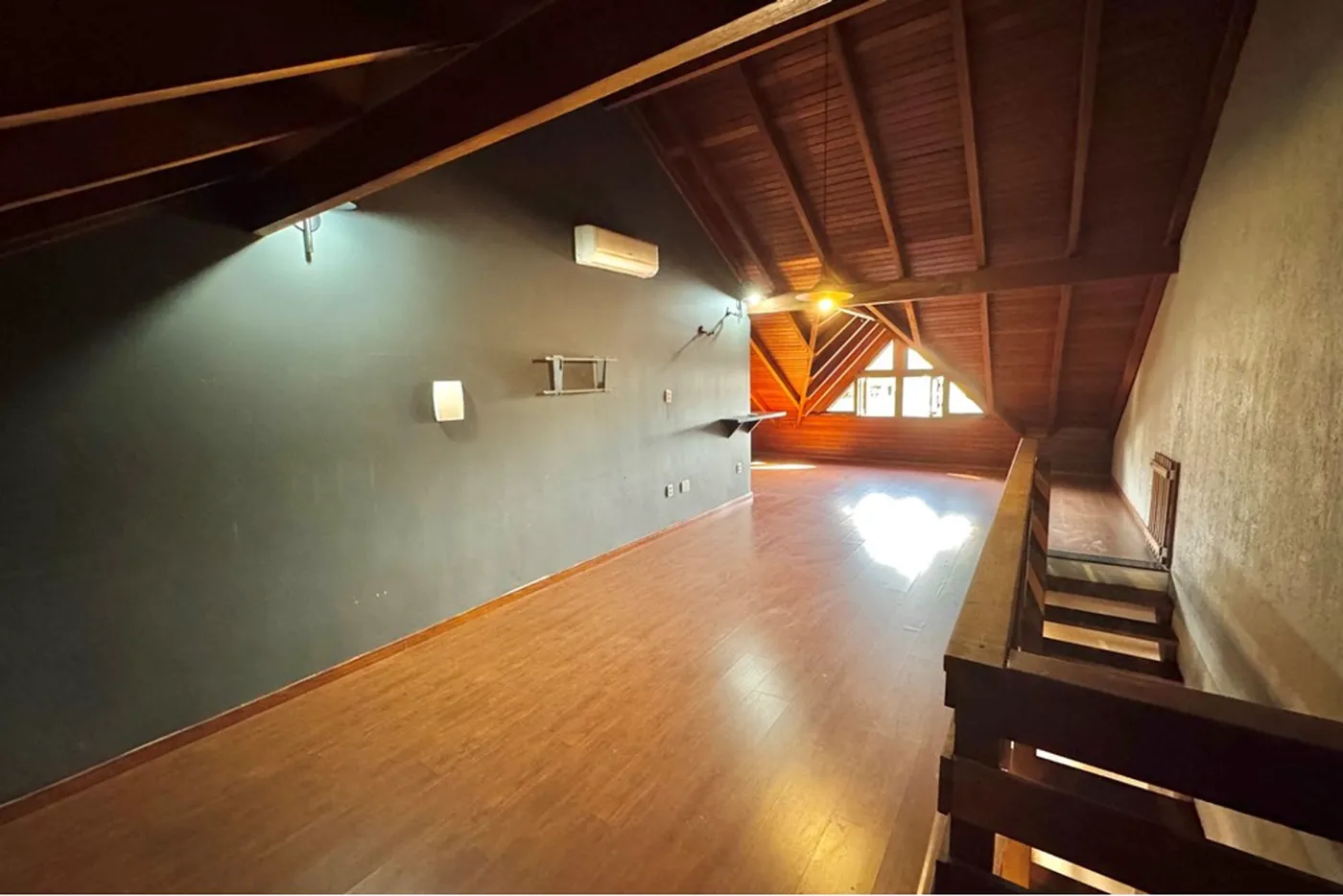 SDJDBC 711 610441004-5 - REMAX Diamond Orla Exclusividades