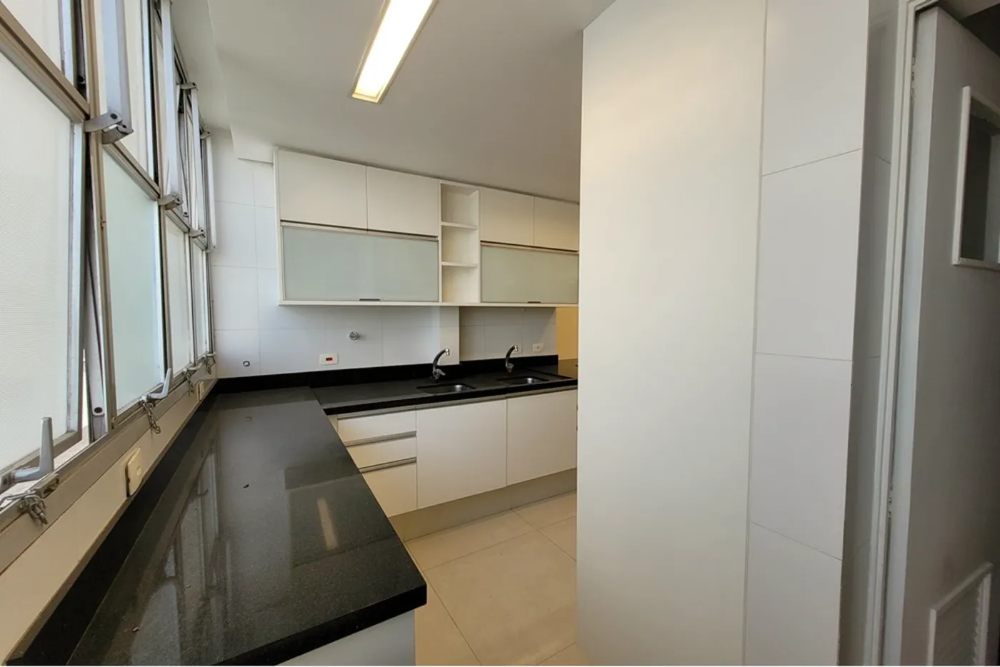 MJ 493 Apto 601971076-44 - REMAX Empire Exclusividades MJ 493 Apto 601971076-44 - REMAX Empire Exclusividades