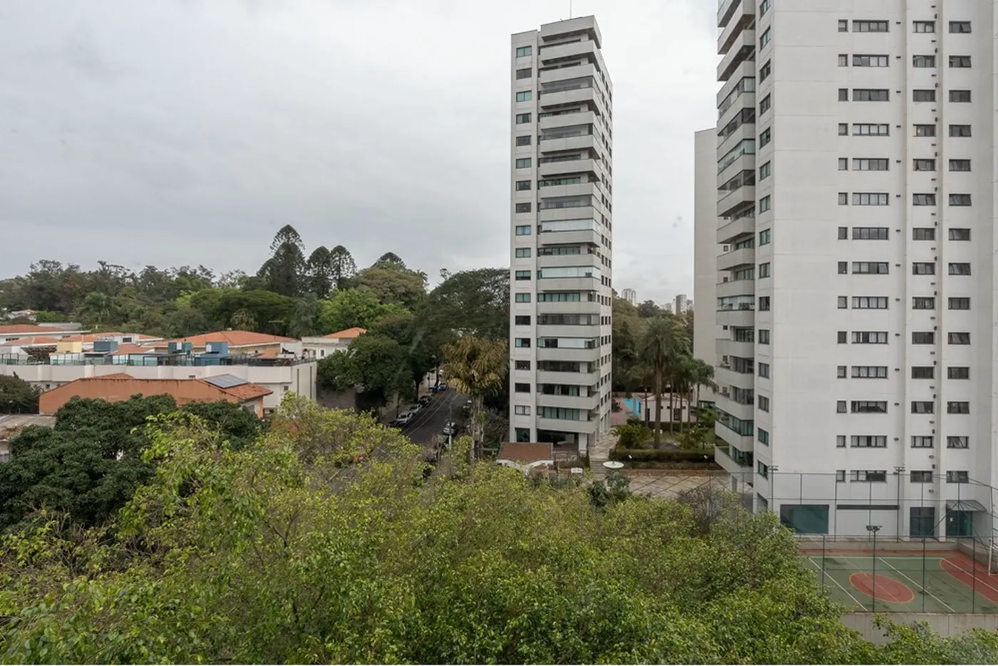 IDC 133 Apto 601971051-51 - REMAX Empire Exclusividades IDC 133 Apto 601971051-51 - REMAX Empire Exclusividades