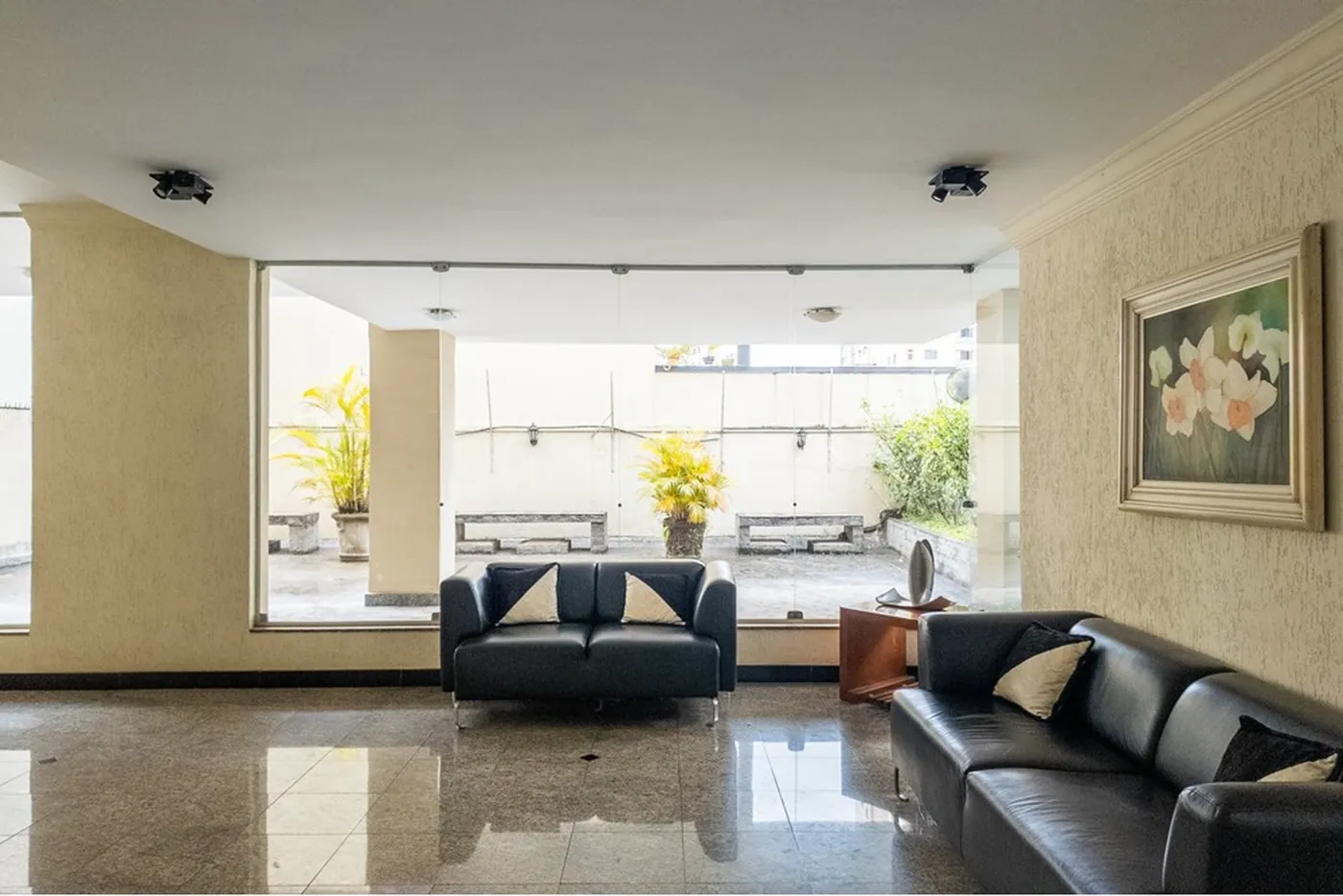 IDC 133 Apto 601971051-51 - REMAX Empire Exclusividades IDC 133 Apto 601971051-51 - REMAX Empire Exclusividades