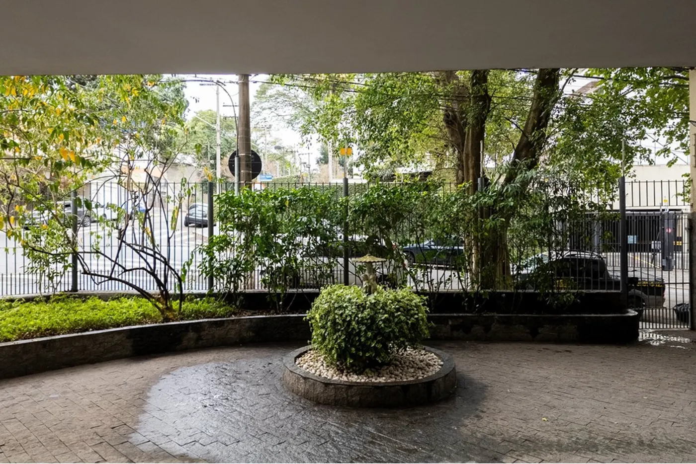 IDC 133 Apto 601971051-51 - REMAX Empire Exclusividades IDC 133 Apto 601971051-51 - REMAX Empire Exclusividades