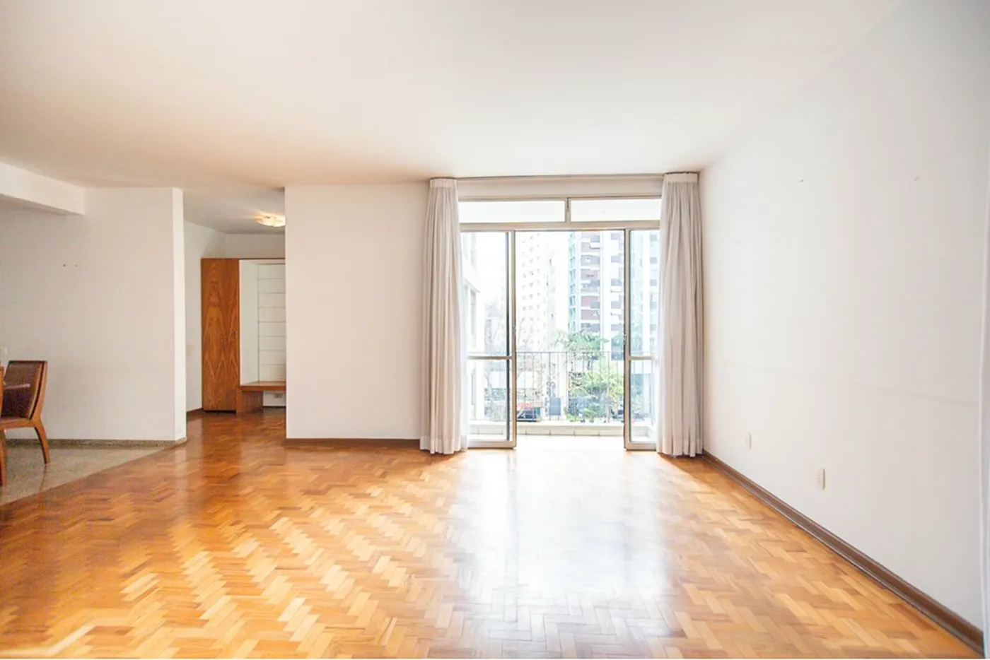 HDVF 375 Apto 601081042-65 - REMAX Lepex Exclusividades