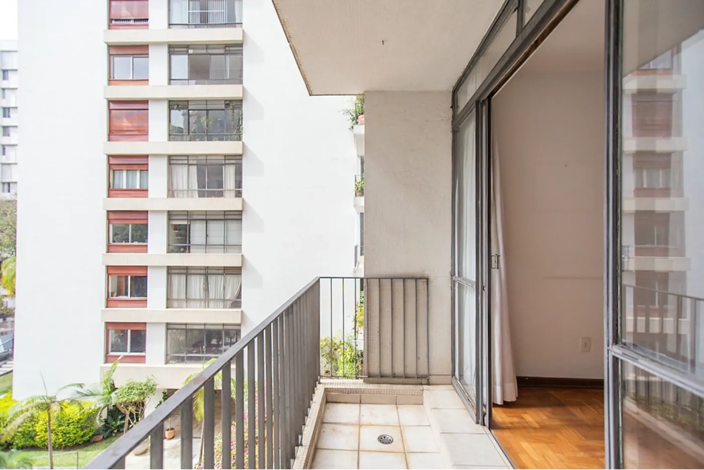 HDVF 375 Apto 601081042-65 - REMAX Lepex Exclusividades
