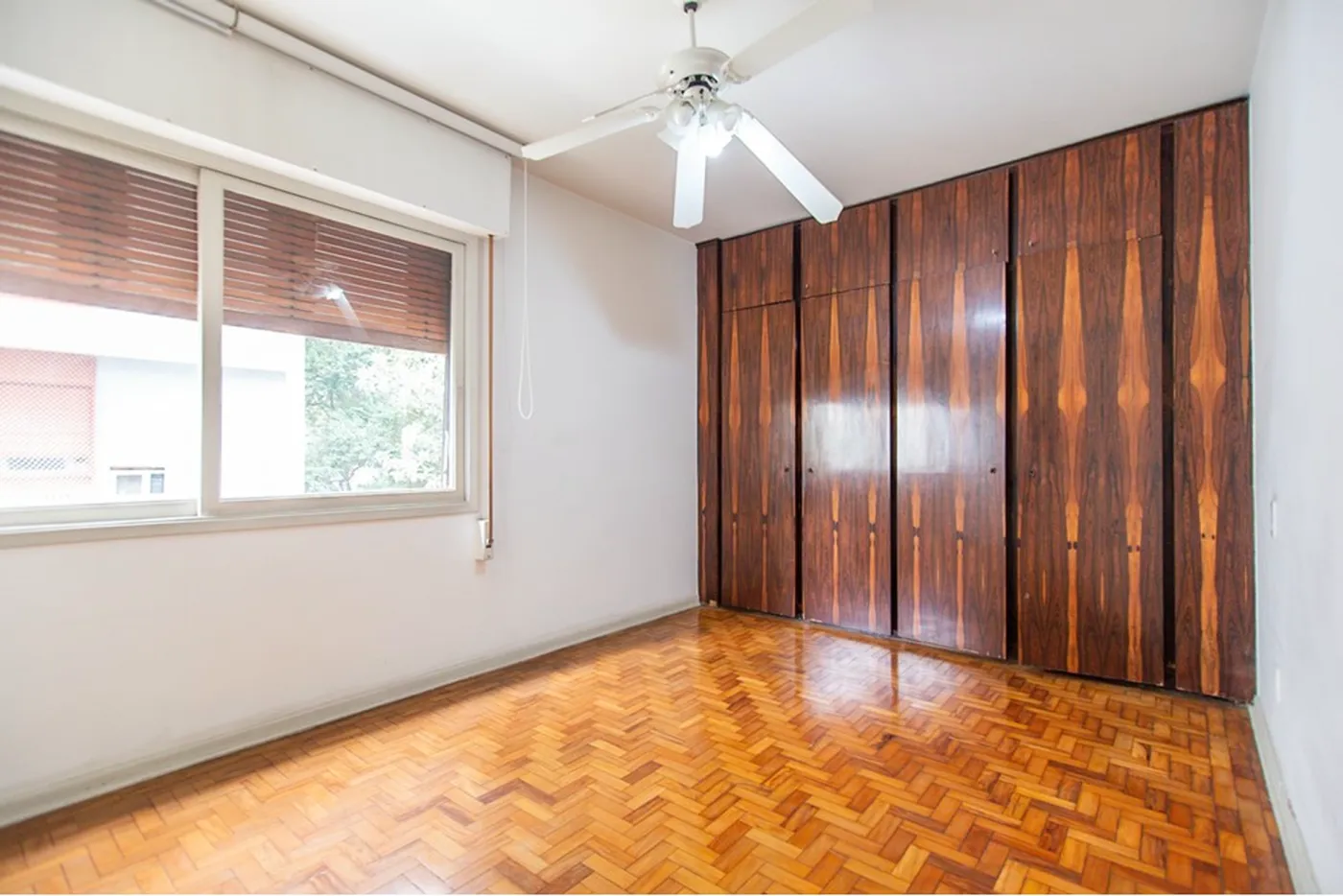 HDVF 375 Apto 601081042-65 - REMAX Lepex Exclusividades