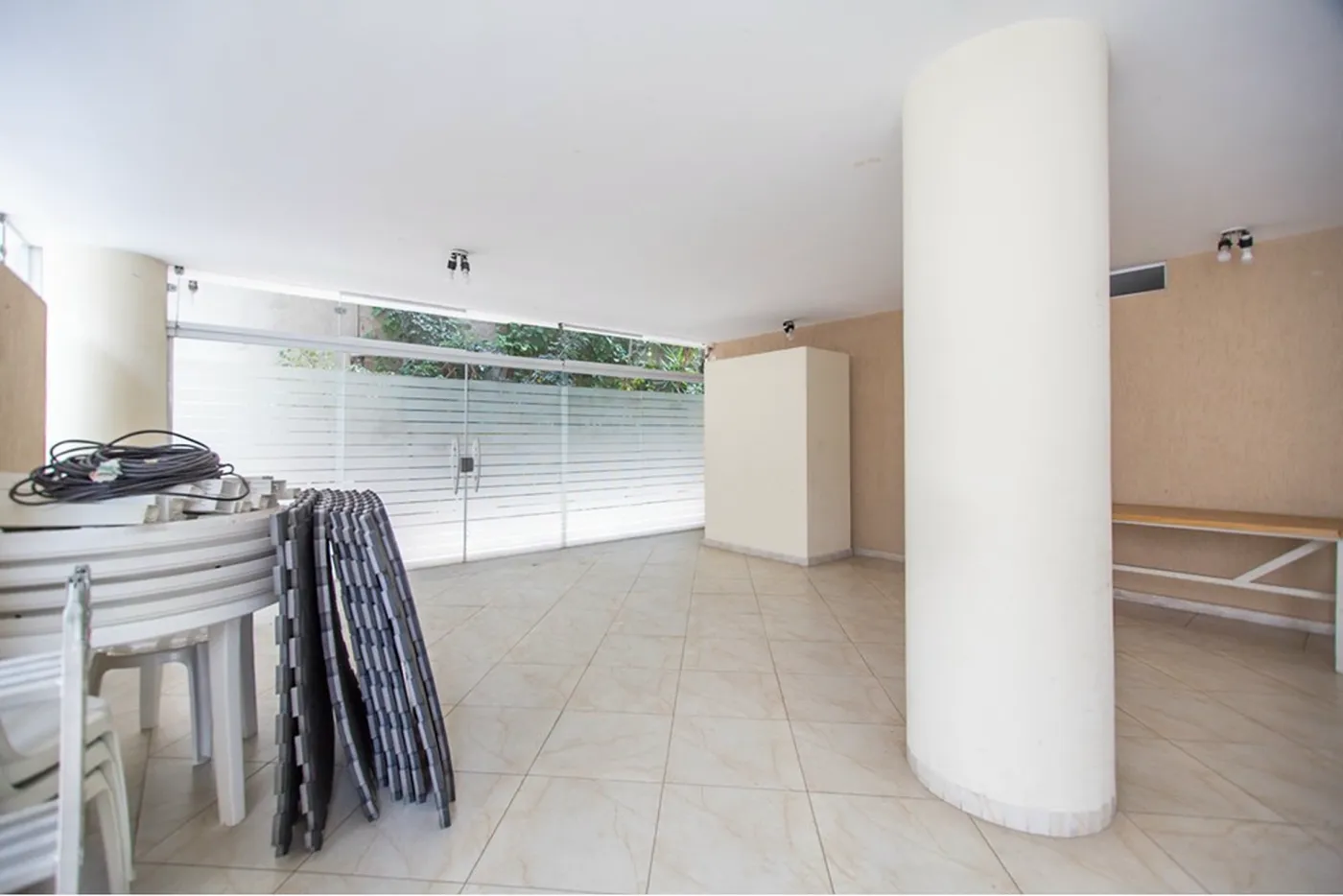 HDVF 375 Apto 601081042-65 - REMAX Lepex Exclusividades
