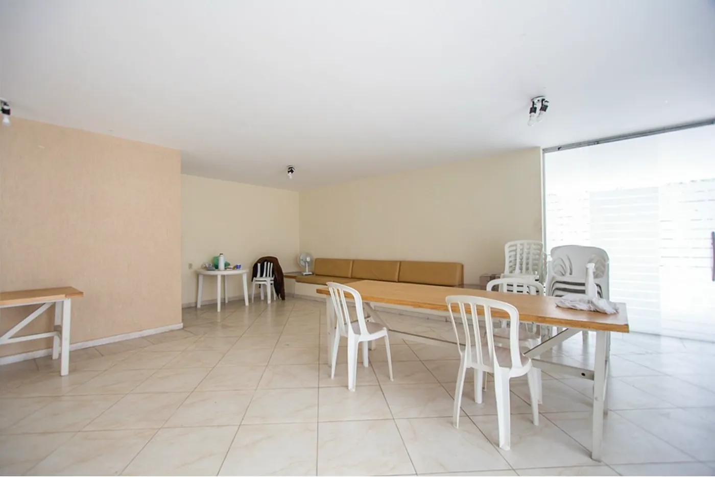 HDVF 375 Apto 601081042-65 - REMAX Lepex Exclusividades