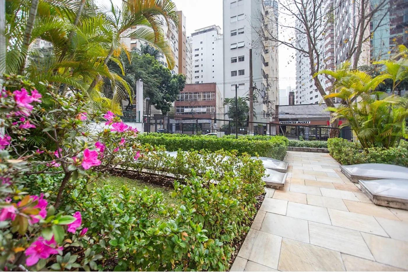 HDVF 375 Apto 601081042-65 - REMAX Lepex Exclusividades