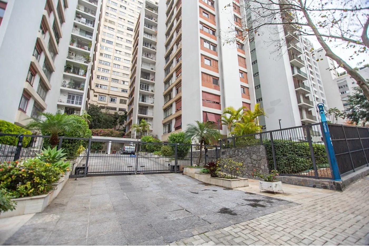 HDVF 375 Apto 601081042-65 - REMAX Lepex Exclusividades