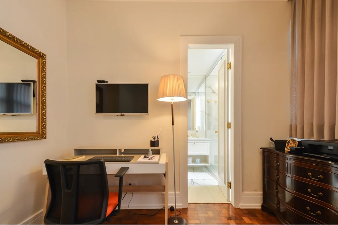 HH 235 Apto 601241057-19 - REMAX Ville Exclusividades