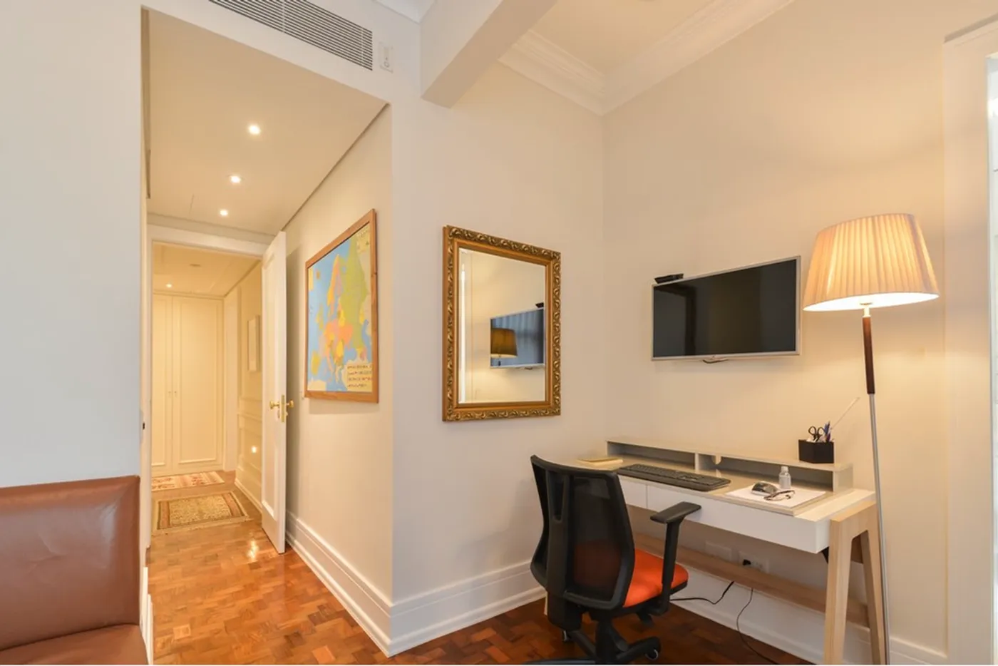 HH 235 Apto 601241057-19 - REMAX Ville Exclusividades