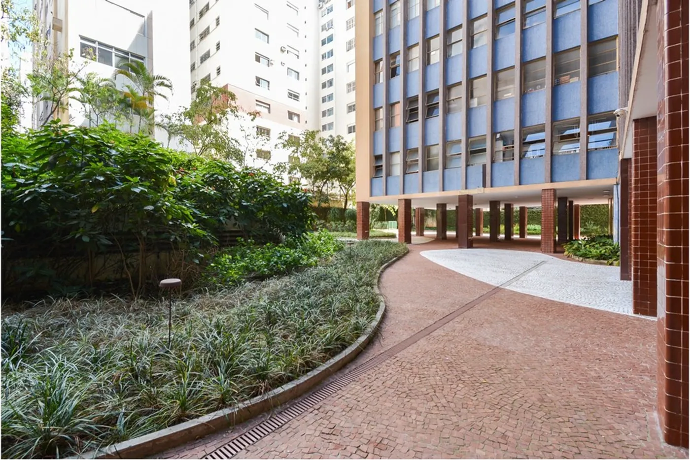 HH 235 Apto 601241057-19 - REMAX Ville Exclusividades