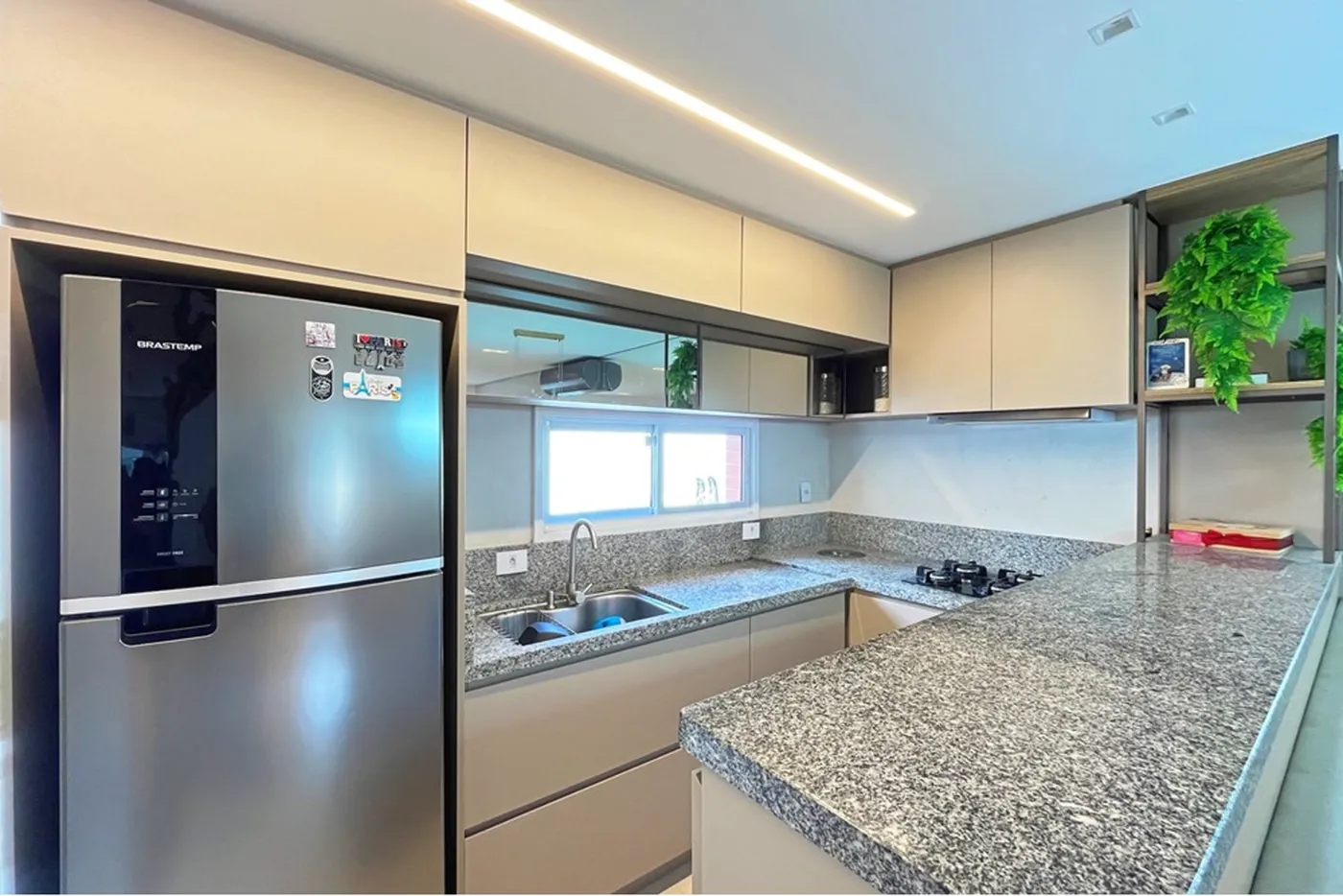 HZA 220 Casa 612481009-29 - REMAX Andar de Cima Exclusividades