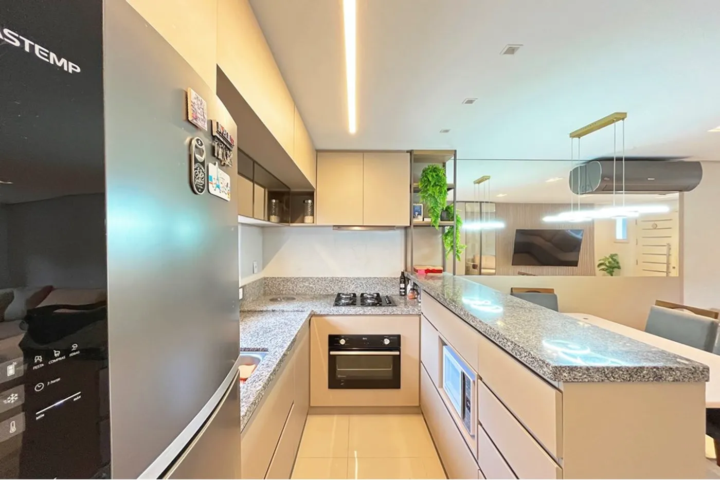 HZA 220 Casa 612481009-29 - REMAX Andar de Cima Exclusividades