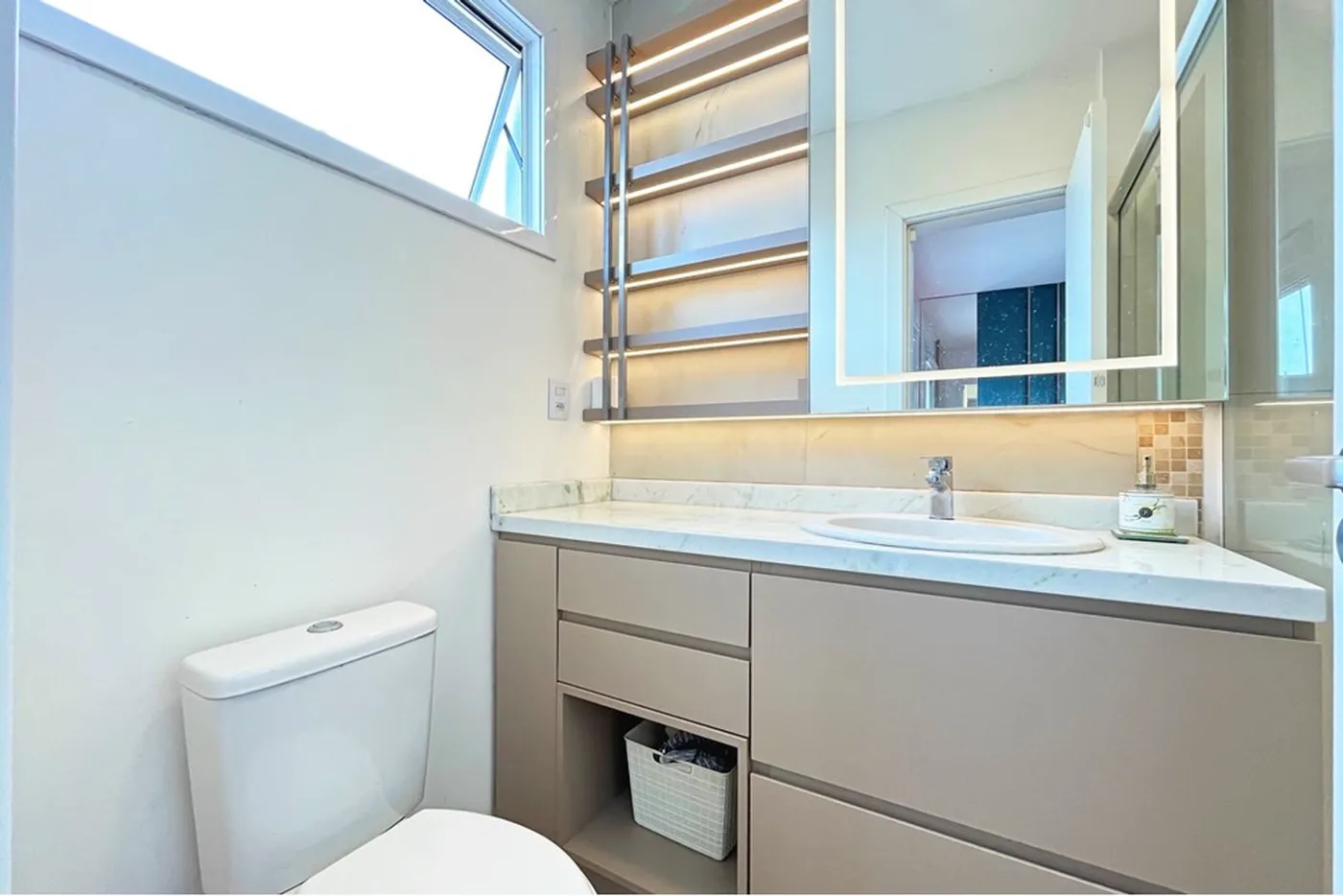 HZA 220 Casa 612481009-29 - REMAX Andar de Cima Exclusividades