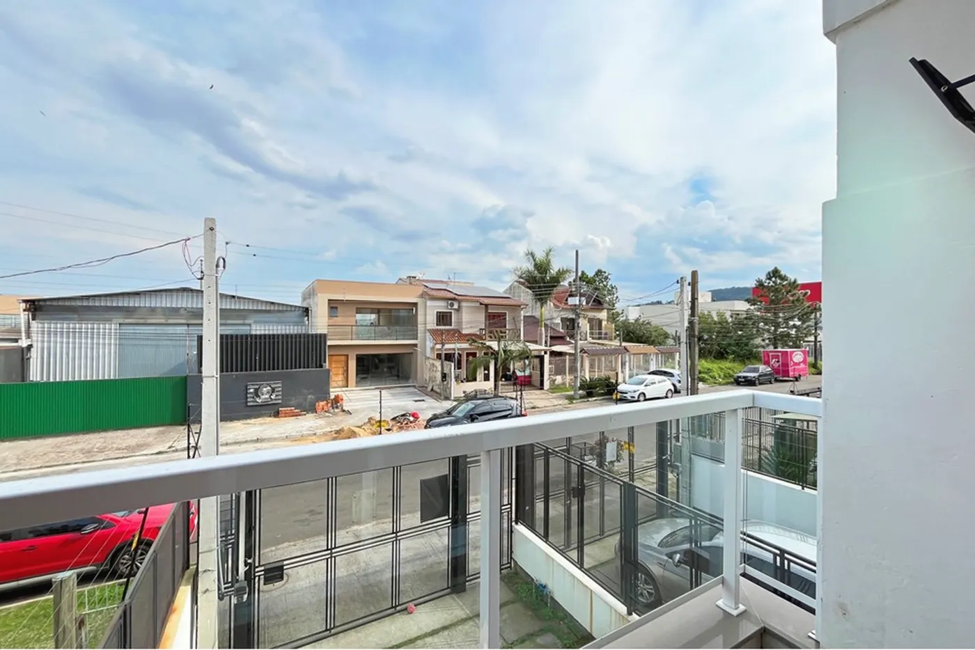 HZA 220 Casa 612481009-29 - REMAX Andar de Cima Exclusividades
