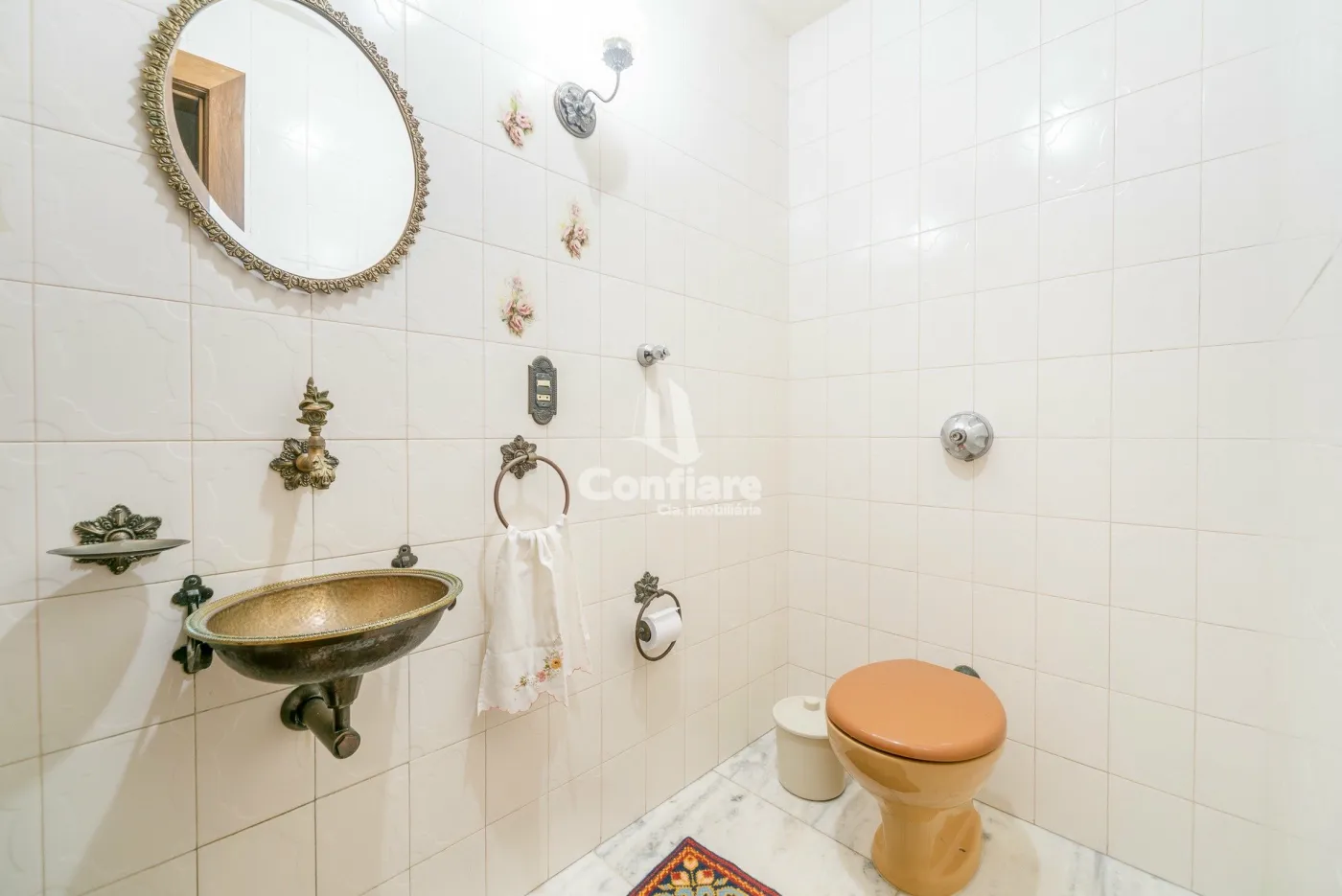 Plano Alto Apto 19909 - Confiare Cia Imobiliaria Exclusividades