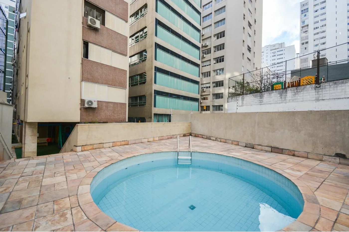 HDBM 217 Apto 601241057-21 - REMAX Ville Exclusividades