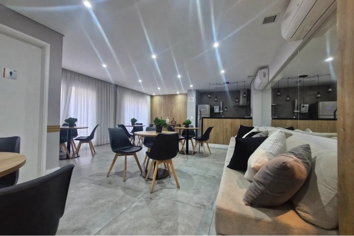 VEE 472 Apto 602291018-167 - REMAX B12 Exclusividades VEE 472 Apto 602291018-167 - REMAX B12 Exclusividades