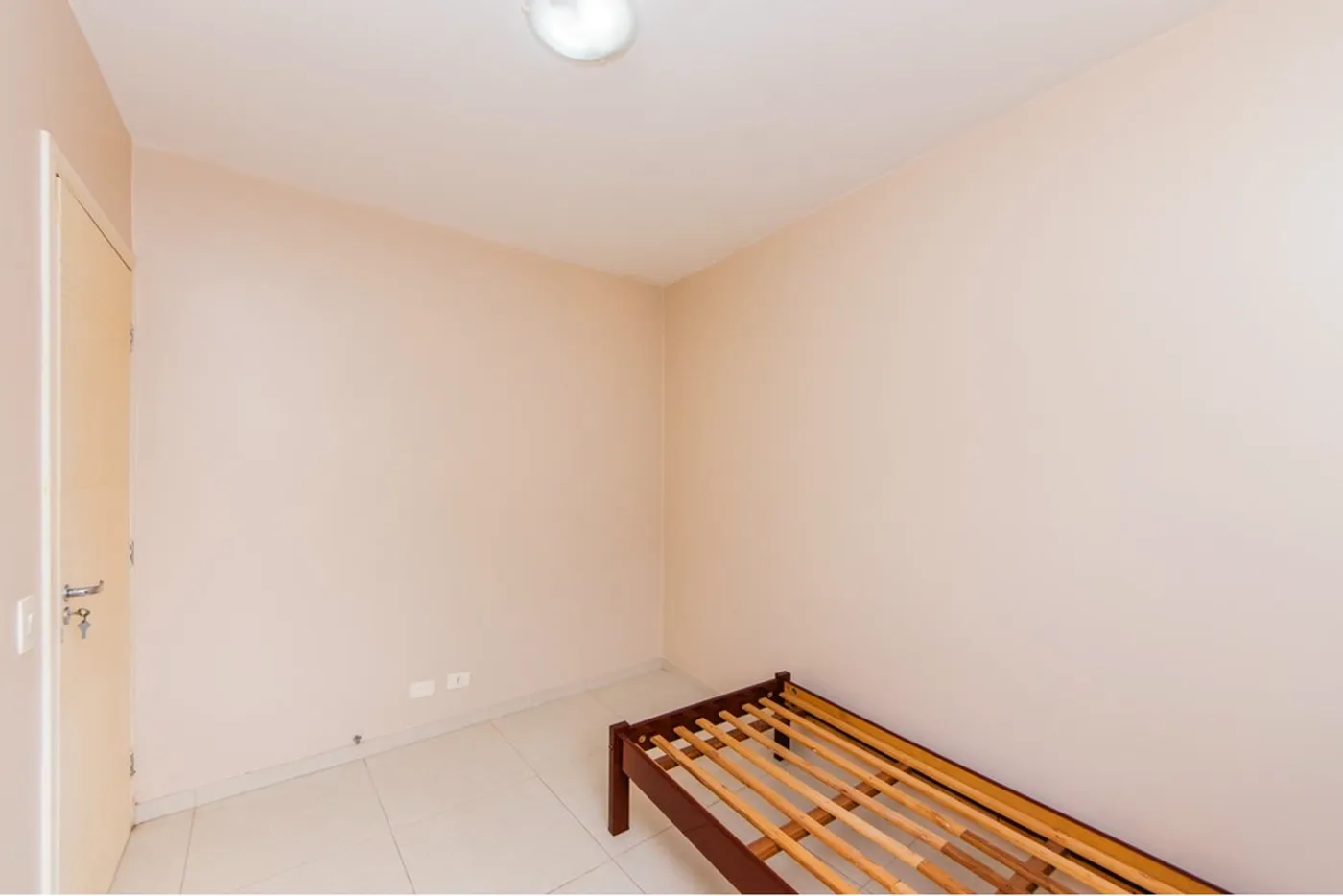 VEDDL 51 Casa 602291040-9 - REMAX B12 Exclusividades VEDDL 51 Casa 602291040-9 - REMAX B12 Exclusividades