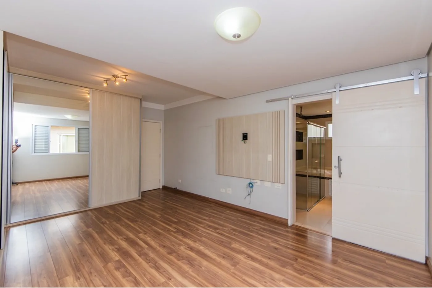 VEDDL 51 Casa 602291040-9 - REMAX B12 Exclusividades VEDDL 51 Casa 602291040-9 - REMAX B12 Exclusividades