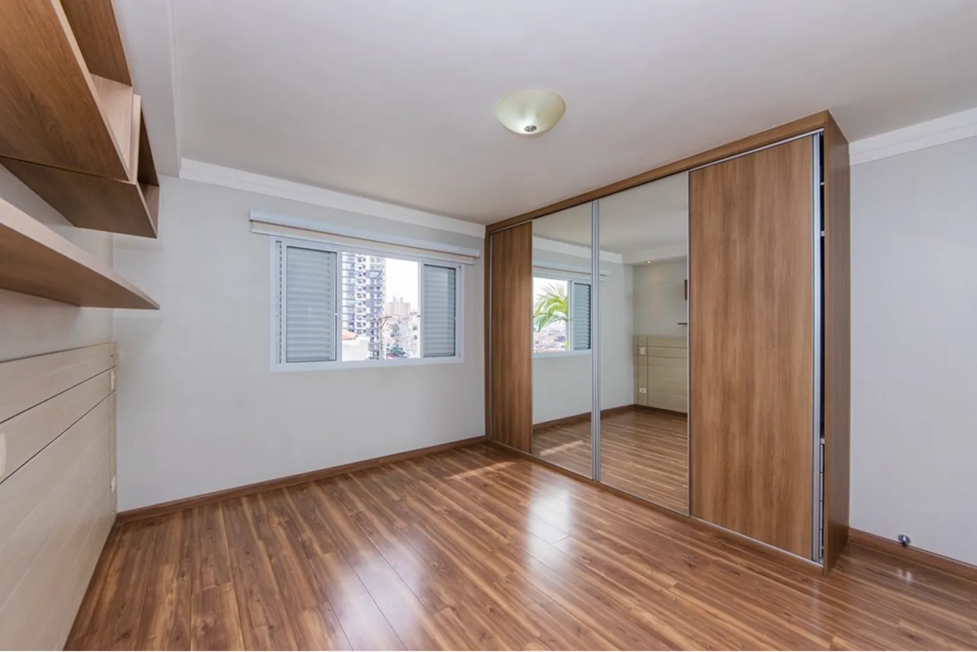VEDDL 51 Casa 602291040-9 - REMAX B12 Exclusividades VEDDL 51 Casa 602291040-9 - REMAX B12 Exclusividades