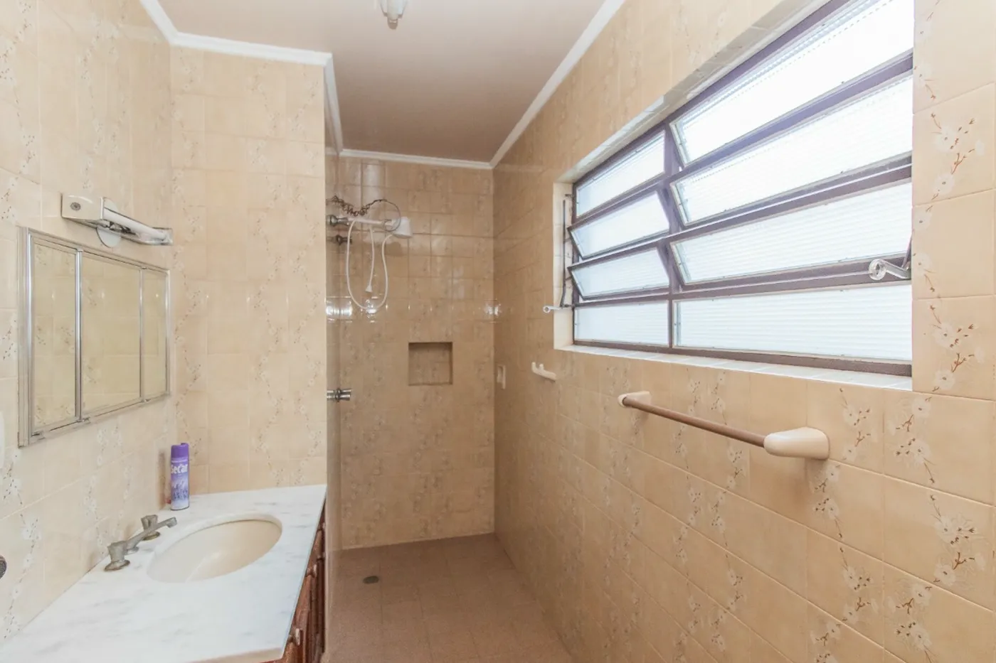 BVDMM 60 Casa ART8170 - Arte Imobiliaria Exclusividades