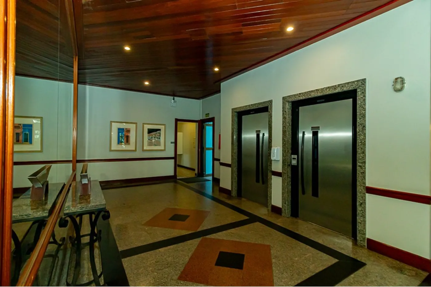 MDVMDP 450 Apto 610221042-54 - REMAX Donno Exclusividades MDVMDP 450 Apto 610221042-54 - REMAX Donno Exclusividades