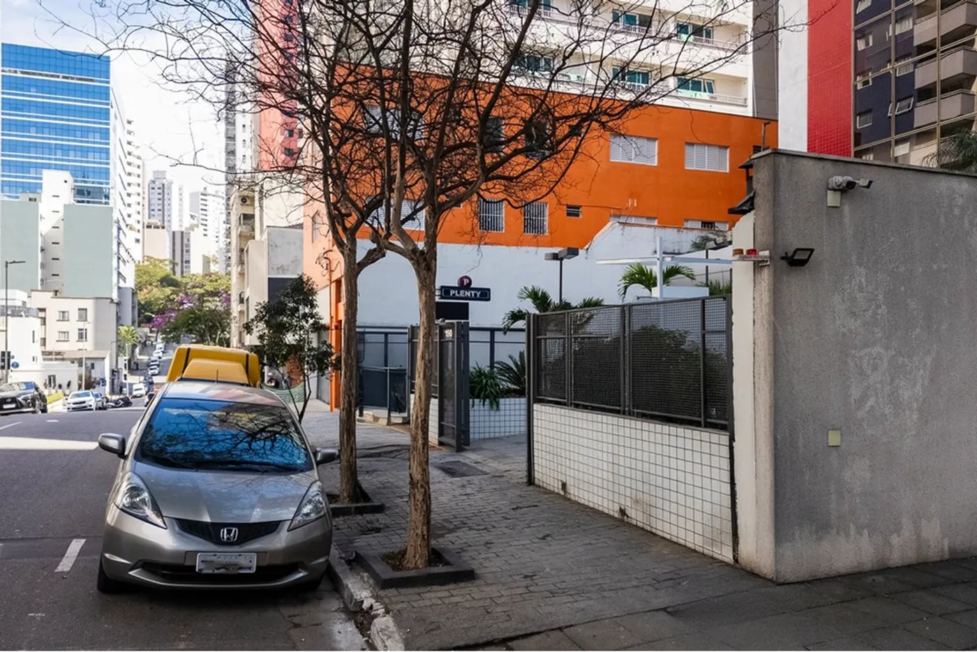 BVBR 190 Sala 601971007-158 - REMAX Empire Exclusividades BVBR 190 Sala 601971007-158 - REMAX Empire Exclusividades