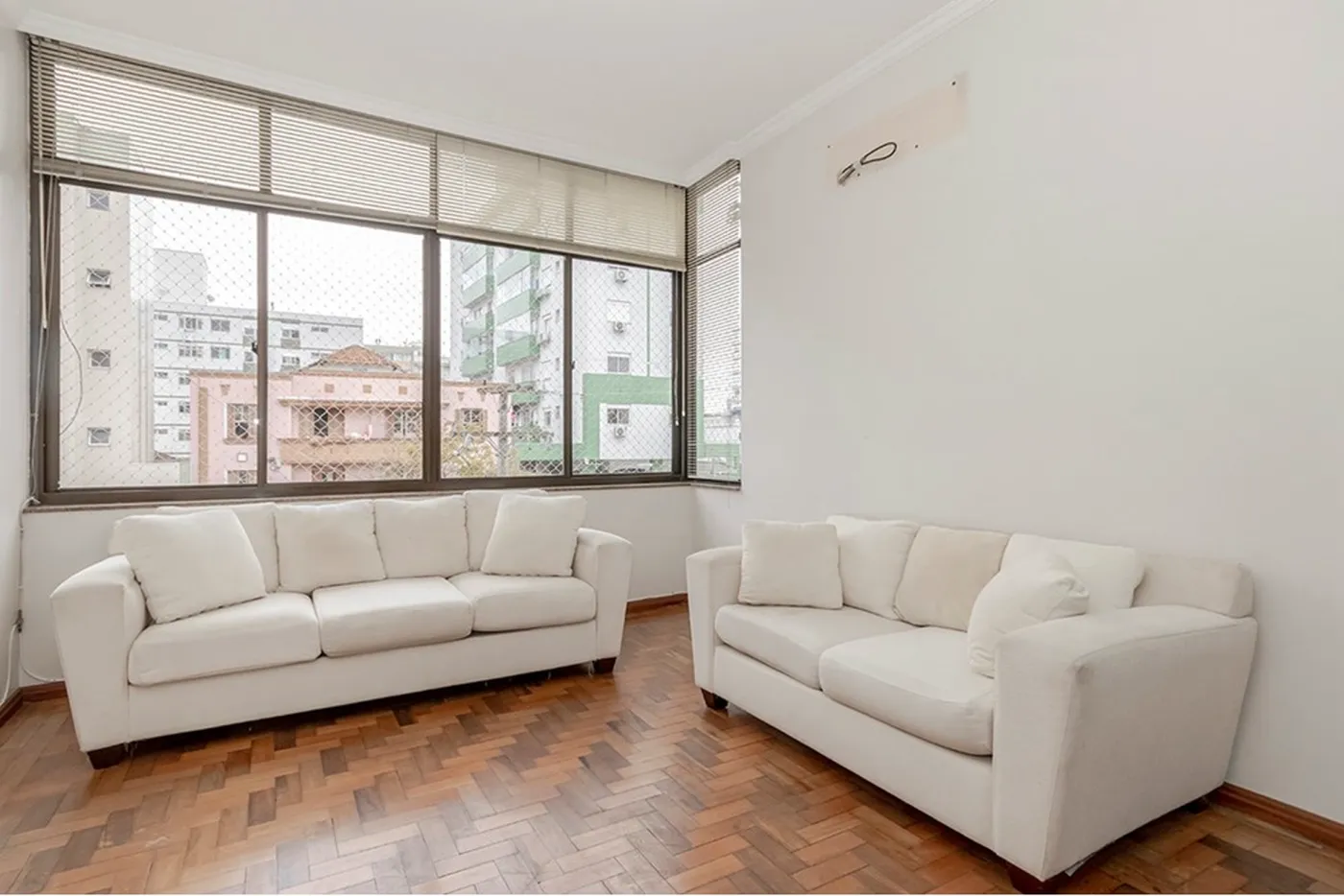 MDBDG 724 Apto 612481004-83 - REMAX Andar de Cima Exclusividades