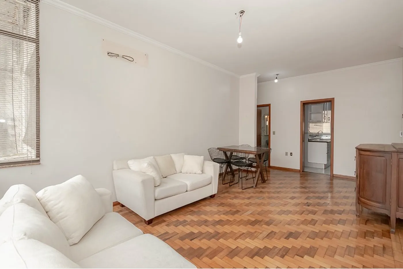 MDBDG 724 Apto 612481004-83 - REMAX Andar de Cima Exclusividades