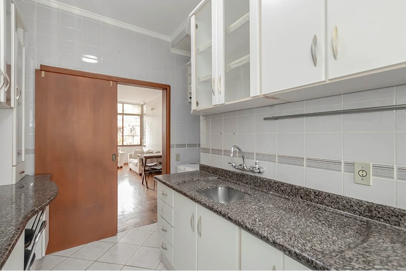 MDBDG 724 Apto 612481004-83 - REMAX Andar de Cima Exclusividades