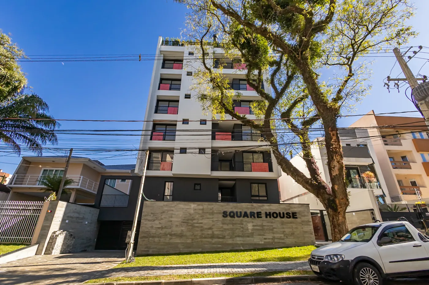 Square House Água Verde - RZilli PR