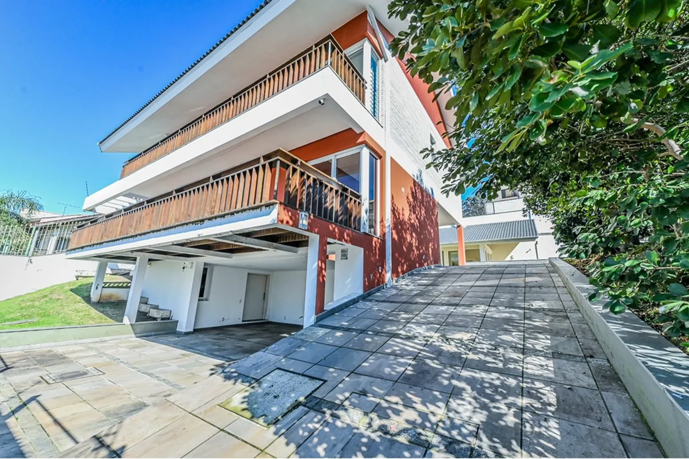 APPMC 480 Casa 612481037-105 - REMAX Andar de Cima Exclusividades
