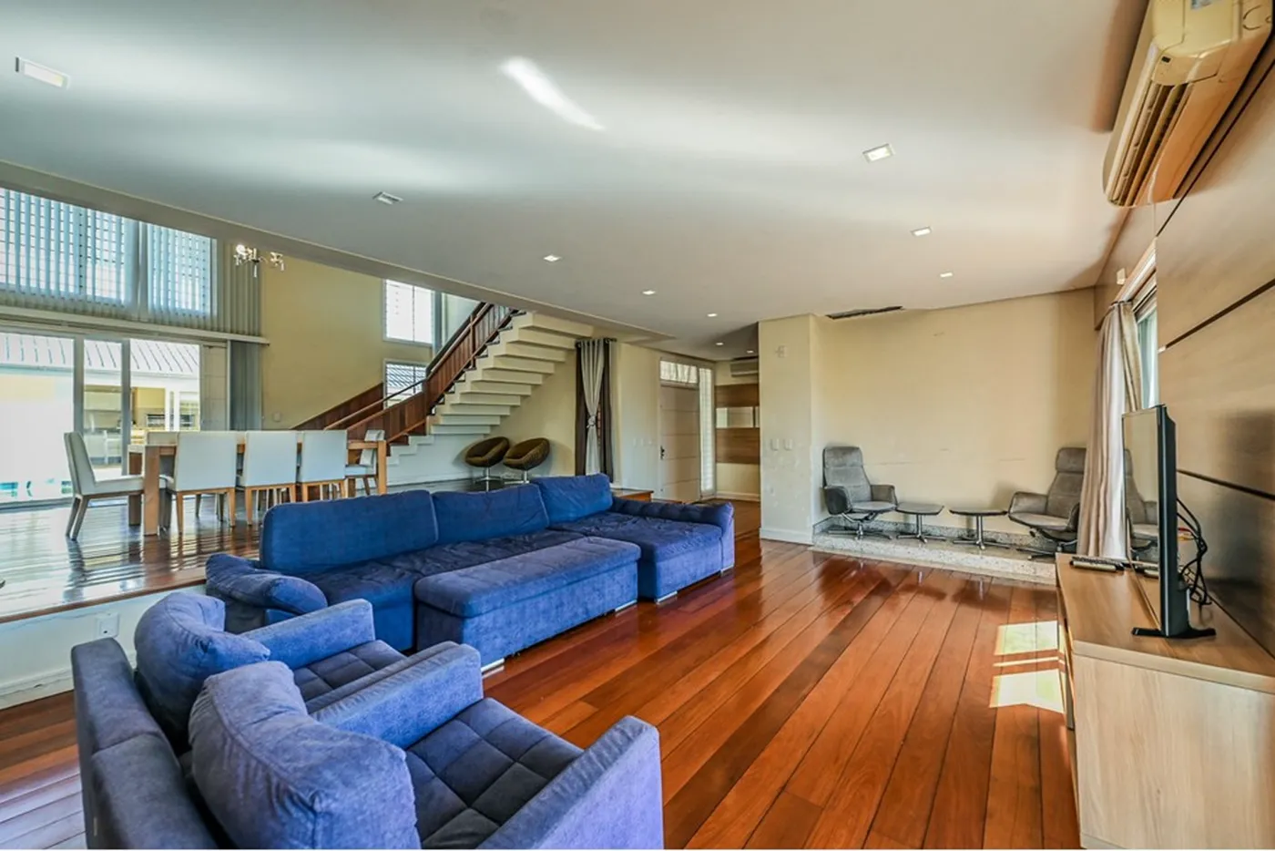 APPMC 480 Casa 612481037-105 - REMAX Andar de Cima Exclusividades