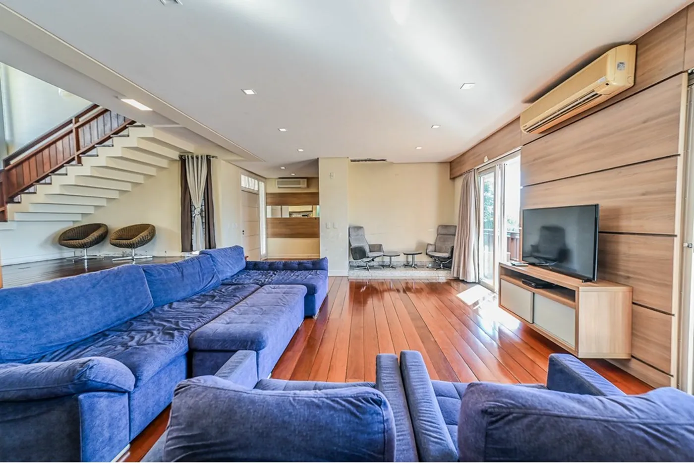 APPMC 480 Casa 612481037-105 - REMAX Andar de Cima Exclusividades