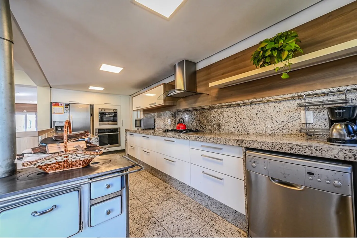 APPMC 480 Casa 612481037-105 - REMAX Andar de Cima Exclusividades