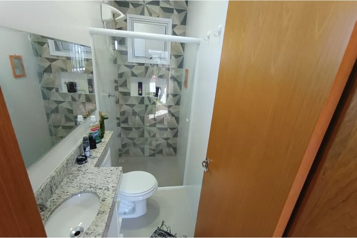 ÁFN 41 Apto 602291034-27 - REMAX B12 Exclusividades ÁFN 41 Apto 602291034-27 - REMAX B12 Exclusividades