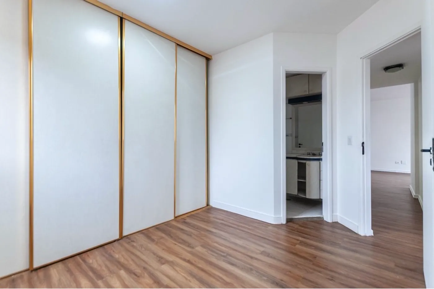 VDM 586 Apto 601191002-66 - REMAX Kasa Exclusividades VDM 586 Apto 601191002-66 - REMAX Kasa Exclusividades