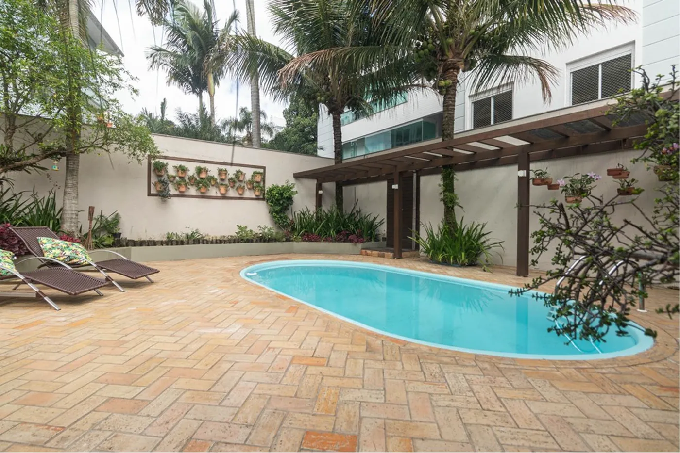 JPLP 111 Casa 590441045-72 - REMAX Dream On II Exclusividades JPLP 111 Casa 590441045-72 - REMAX Dream On II Exclusividades