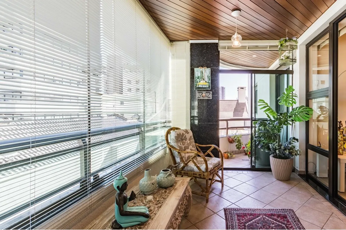 MDVDH 472 Apto 612481029-152 - REMAX Andar de Cima Exclusividades