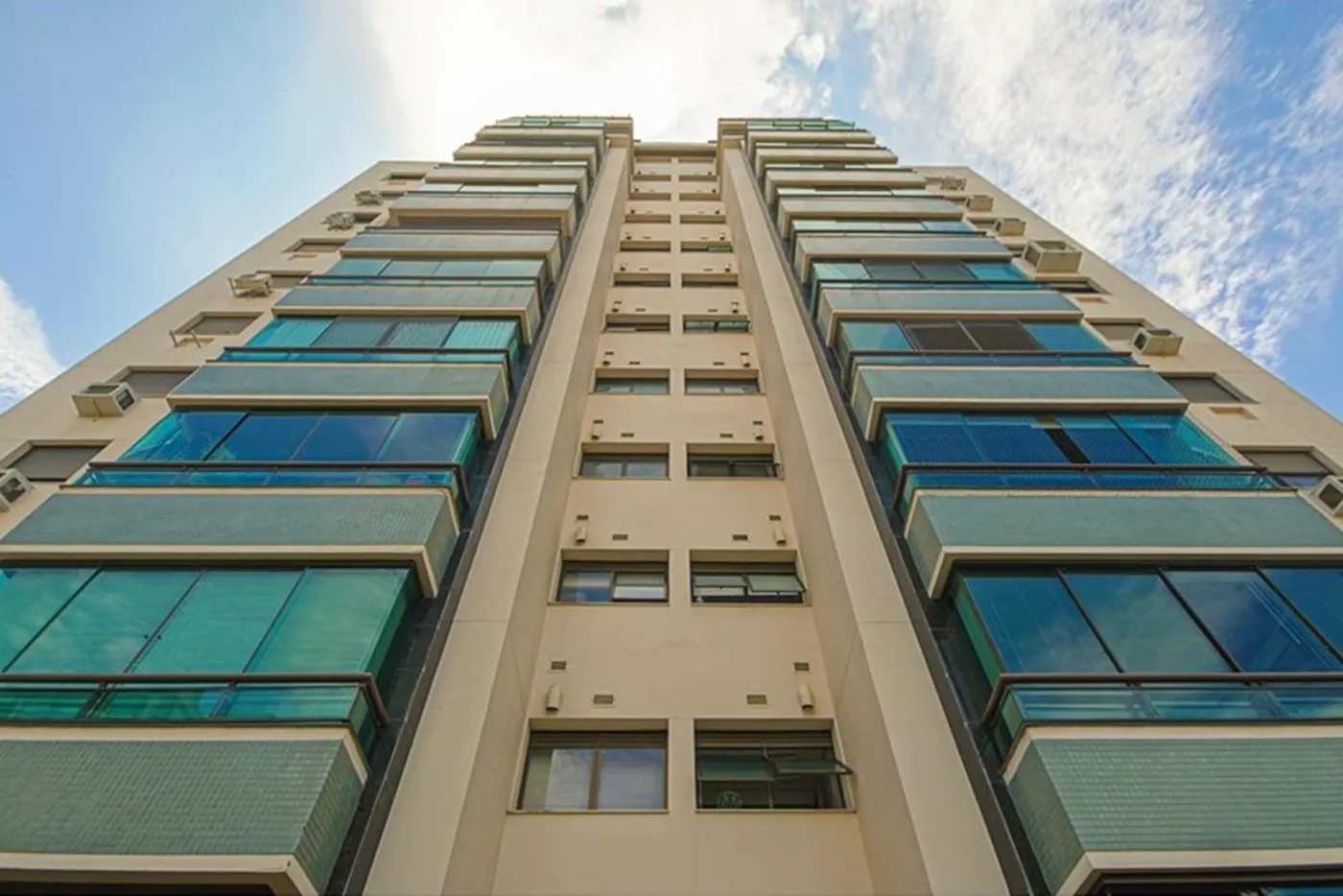 MDVDH 472 Apto 612481029-152 - REMAX Andar de Cima Exclusividades