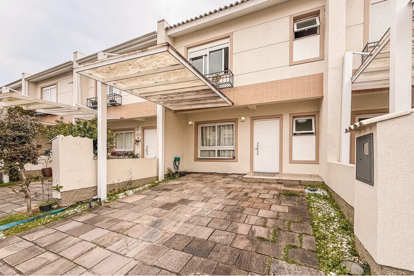 IAF 1977 610241012-199 - REMAX 520 Exclusividades IAF 1977 610241012-199 - REMAX 520 Exclusividades