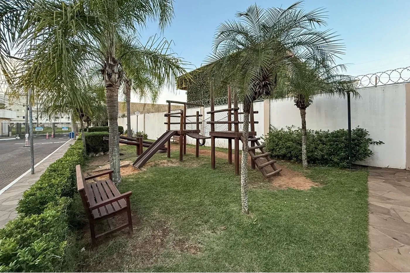 IAF 1977 610241012-199 - REMAX 520 Exclusividades IAF 1977 610241012-199 - REMAX 520 Exclusividades