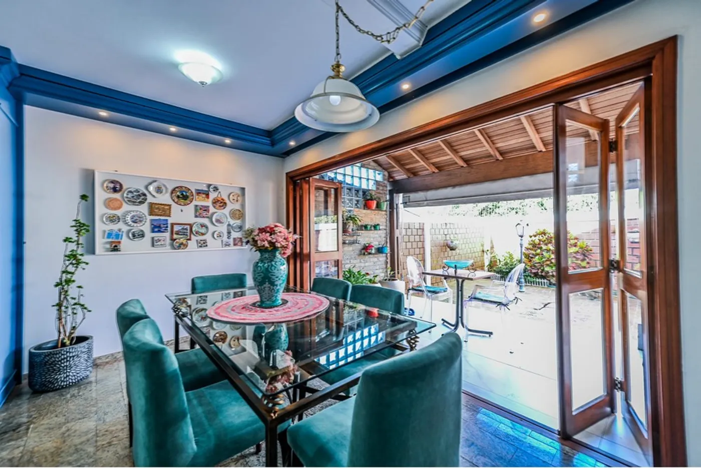 CEP 695 Casa 612481089-2 - REMAX Andar de Cima Exclusividades